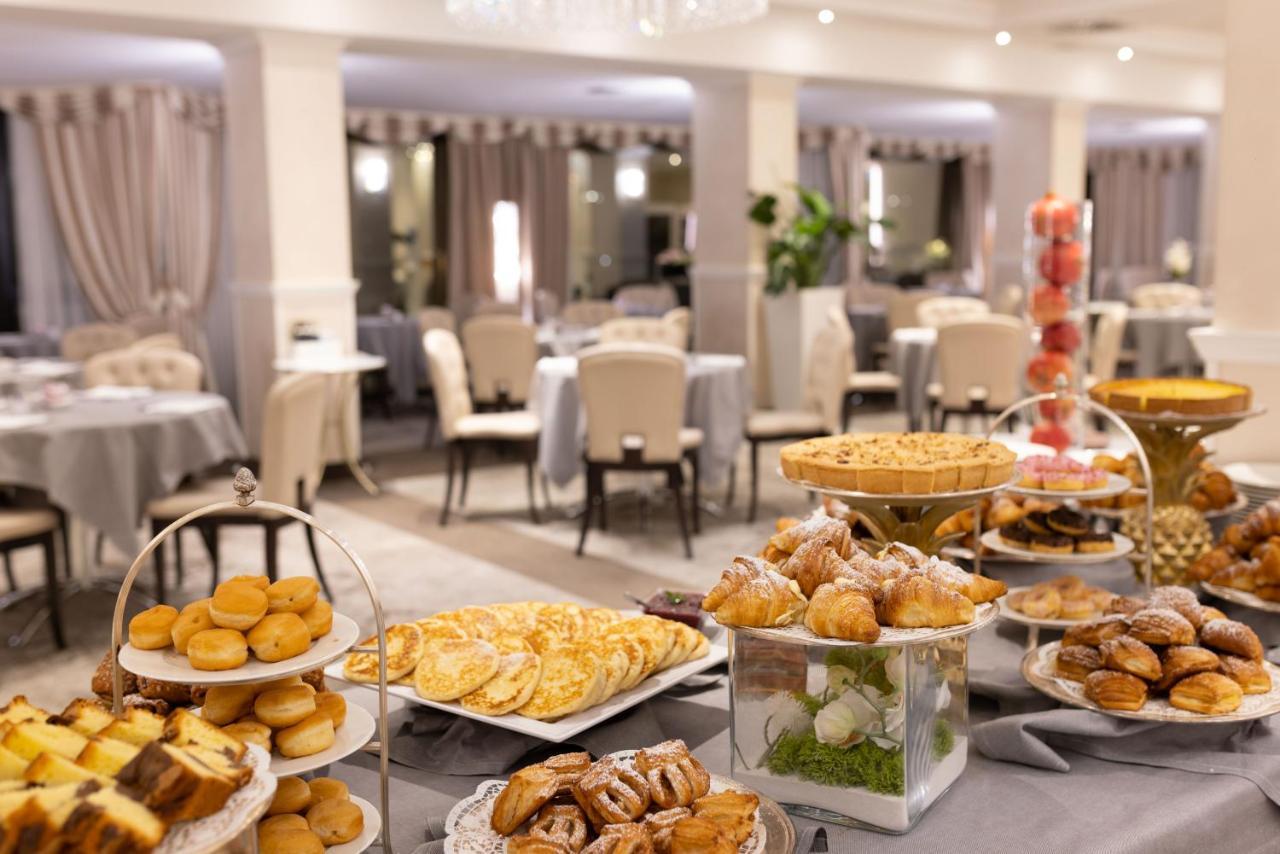 Hotel Sporting Rimini Dış mekan fotoğraf